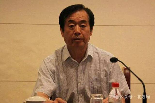 在中紀(jì)委任職30余年的副部級干部落馬<strong></p>
<p>宏鑫機(jī)械設(shè)備有限公司
</strong>，曾任中央巡視組組長:宏鑫機(jī)械設(shè)備有限公司
