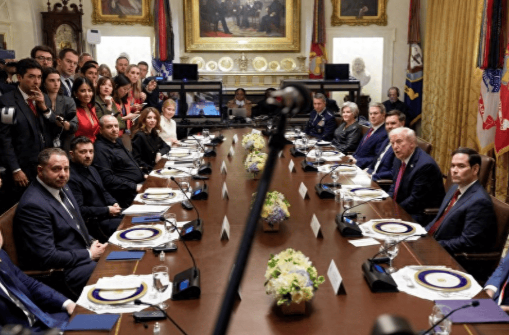 要么割領(lǐng)土給普京<strong></p>
<p>宏鑫機(jī)械設(shè)備有限公司
</strong>，要么面臨滅頂之災(zāi)，特朗普給澤連斯基下達(dá)通牒！:宏鑫機(jī)械設(shè)備有限公司
