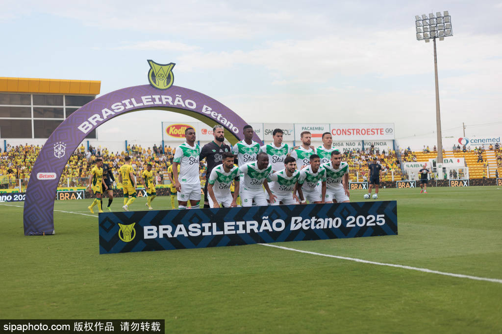 蘇超“黑馬”泰州隊被質疑為“雇傭軍”<strong></p>
<p>宏鑫機械設備有限公司
</strong>？官方回應：完全合規(guī)｜破謠局:宏鑫機械設備有限公司
