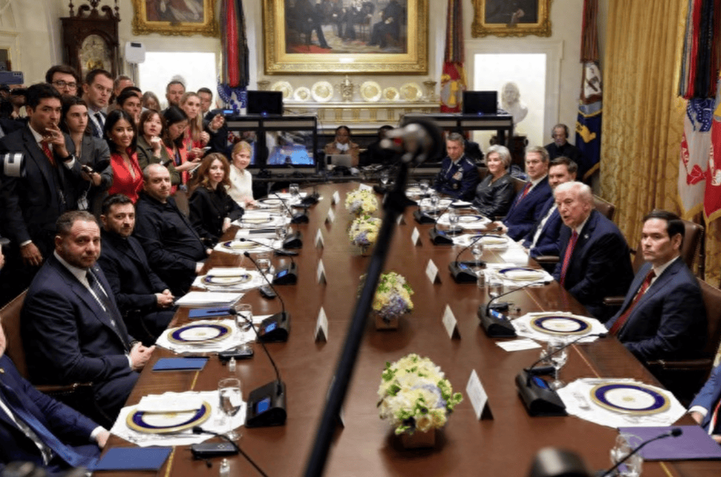 與澤連斯基大吵一架后，特朗普畫了條線：俄烏都別爭，按我說的停火:宏鑫機(jī)械設(shè)備有限公司
