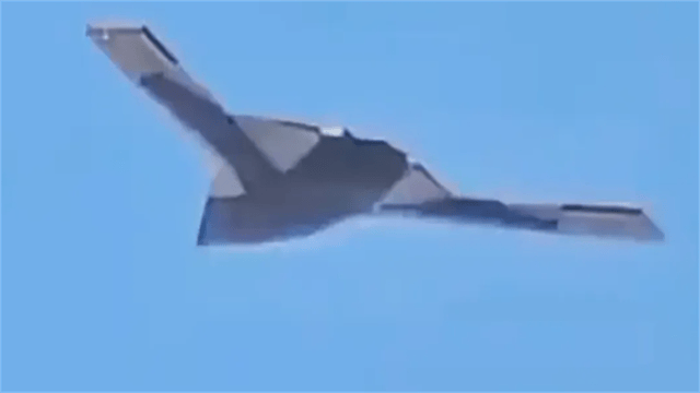 解放軍打法變了！無人版B21剛亮相<strong></p>
<p>宏鑫機(jī)械設(shè)備有限公司
</strong>，臺(tái)灣人立即高呼“統(tǒng)一”:宏鑫機(jī)械設(shè)備有限公司
