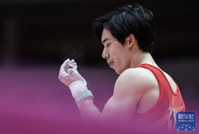 高清大圖 | 張博恒獲體操世錦賽男子個(gè)人全能亞軍:宏鑫機(jī)械設(shè)備有限公司